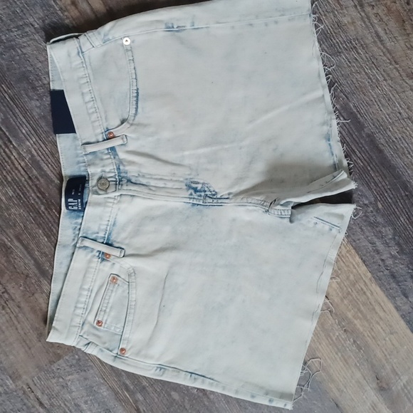 GAP Shorts Nwt Gap Midrise White Washed Denim Shorts Poshmark